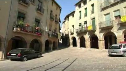 Calaf reobre les botigues de la plaça Gran en forma de museu