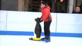 A punt la campanya de dinamització comercial ‘Nadalant!’ amb la pista de gel a Sant Domènec com a atractiu principal