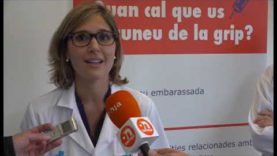 Els professionals sanitaris de Manresa es vacunen en la campanya de vacunació contra la grip