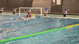 El waterpolo femení aspira a pujar de categoria