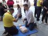 Tallers de reanimació cardiopulmonar a la Plaça Major de Vic